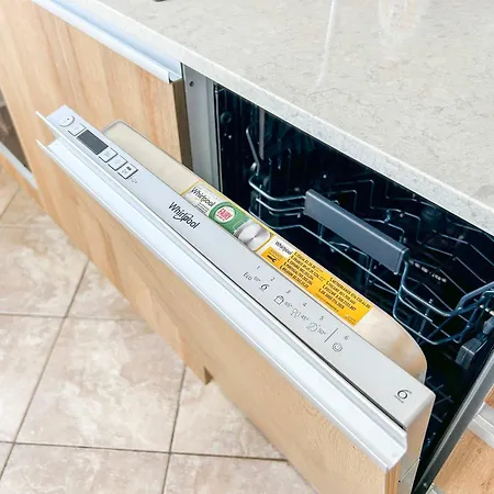 Divine 642 Apartment